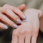 How much moisturizer should you use? How much moisturizer should you use?