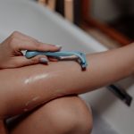 How to soothe razor burn naturally