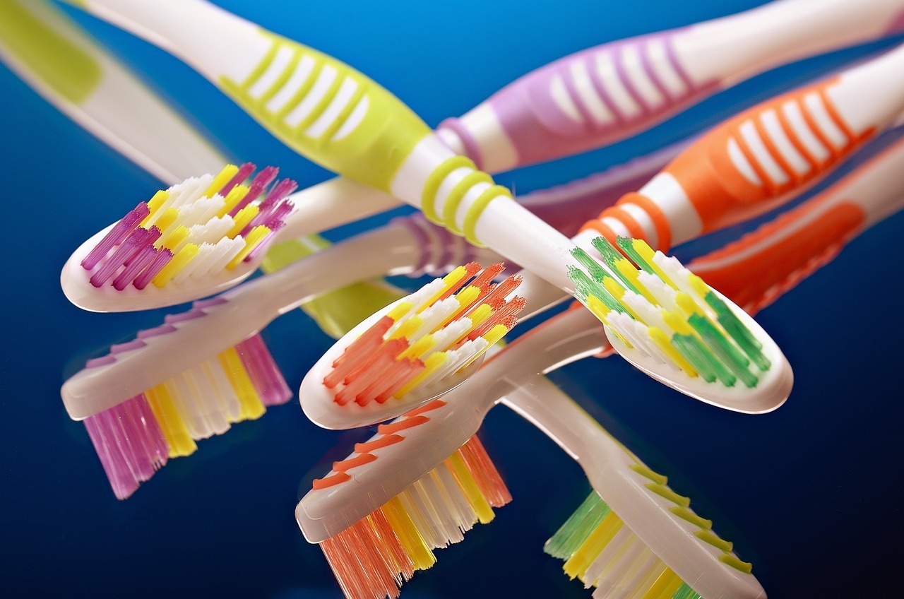 Sparkling Clean: Disinfecting Your Toothbrush