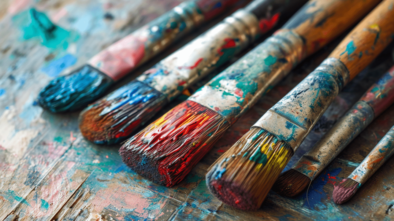 Used paint brushes
