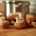 The Great Mushroom Wash Debate: To Wash or Not to Wash?
