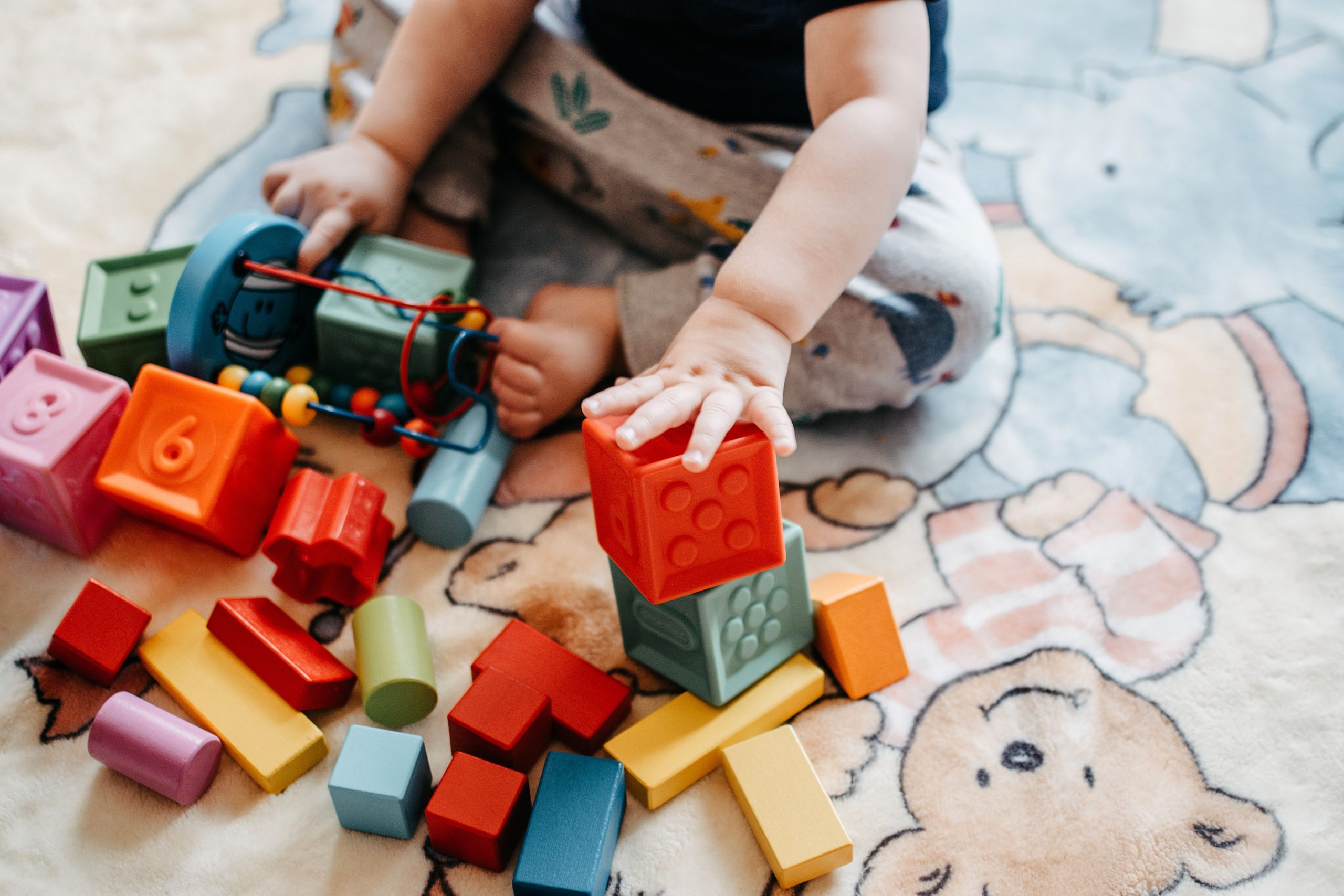 Tips to Organize a Messy Playroom